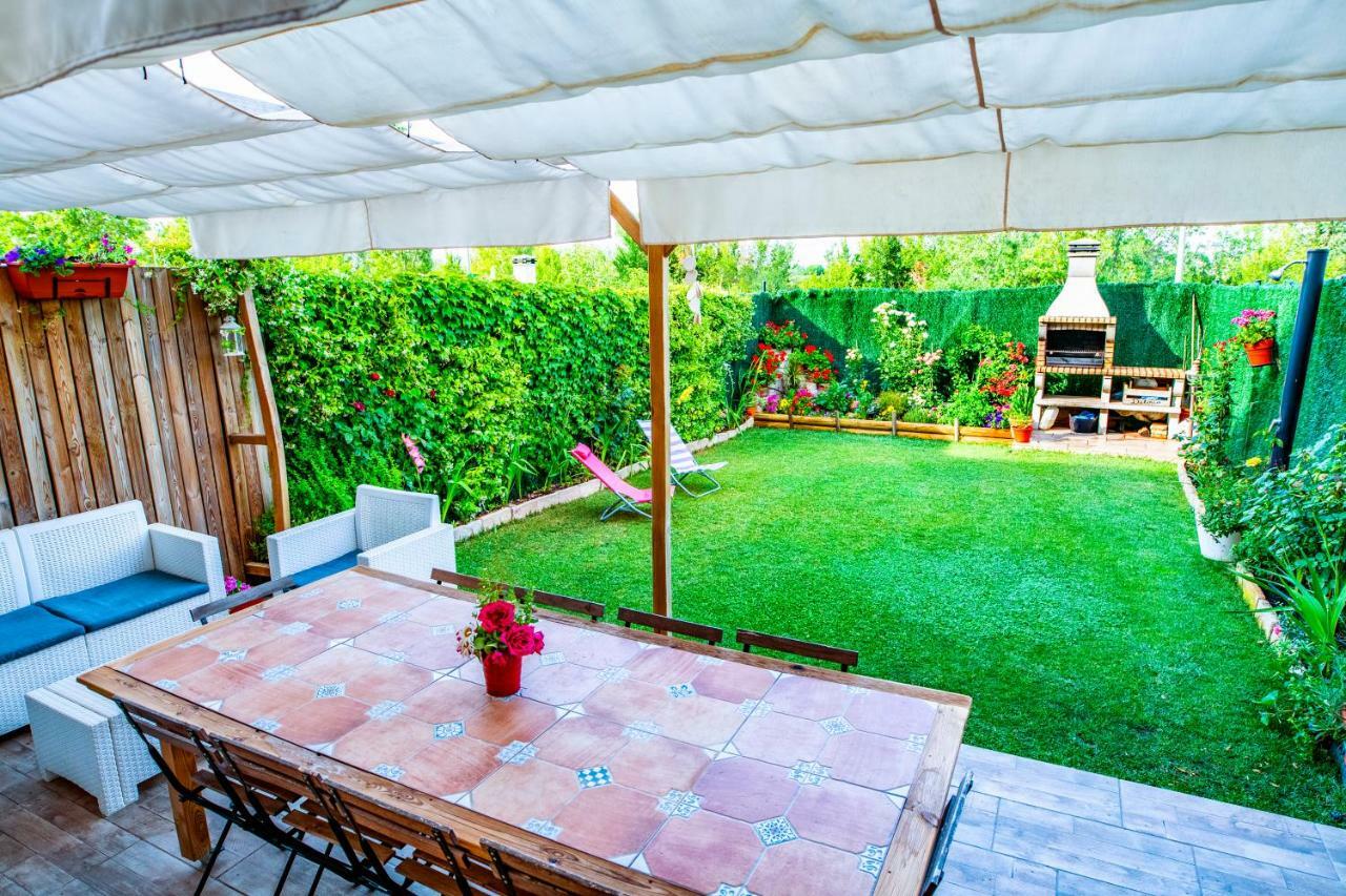 Villa Casarosaenea Olite Esterno foto